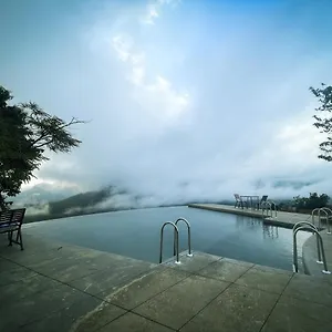 5* Resort Haze And Kites